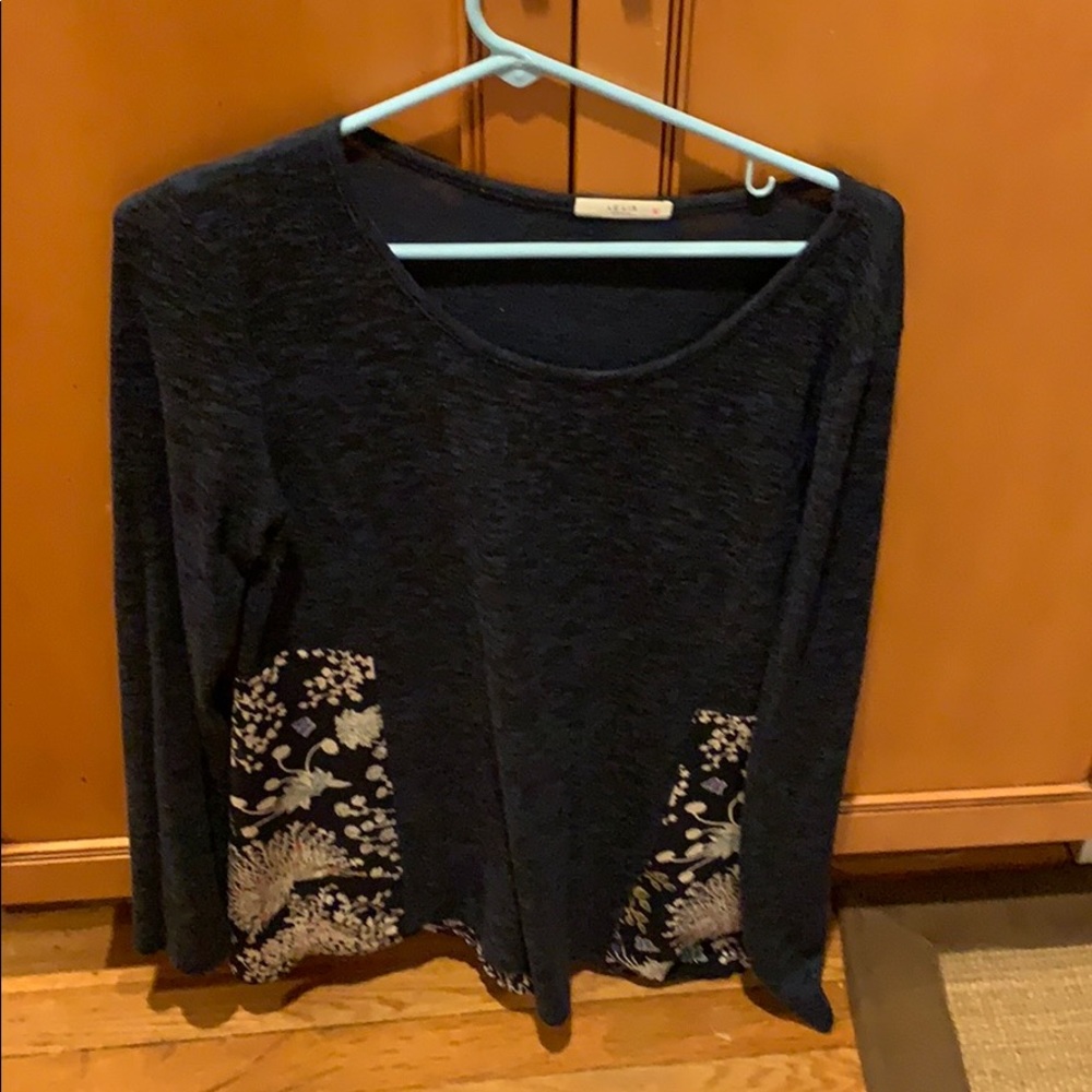 Long sleeved blouse cotton top, silky sides & back